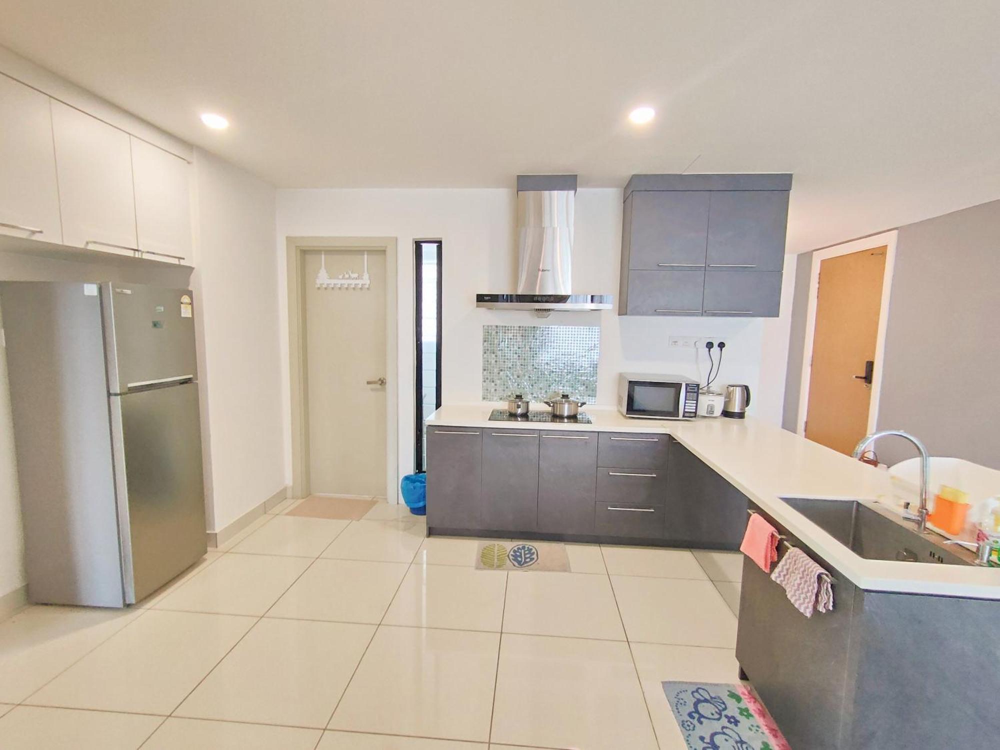 Southkey Mosaic By Maco At Midvalley Apartment