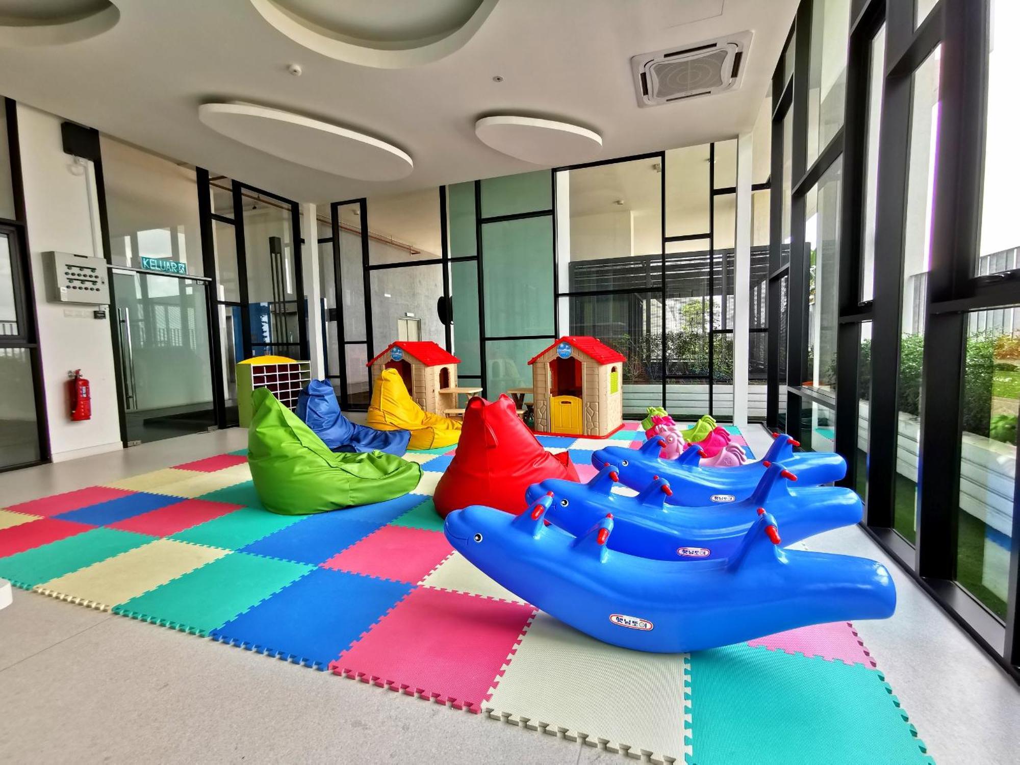 Apartment Southkey Mosaic By Maco At Midvalley